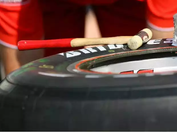 Bridgestone-Reifen Titel-Bild zur News: Bridgestone-Reifen