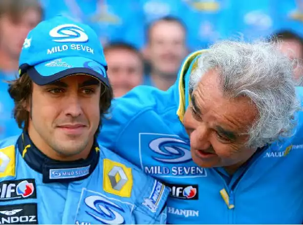 Fernando Alonso und Flavio Briatore Titel-Bild zur News: Fernando Alonso und Flavio Briatore