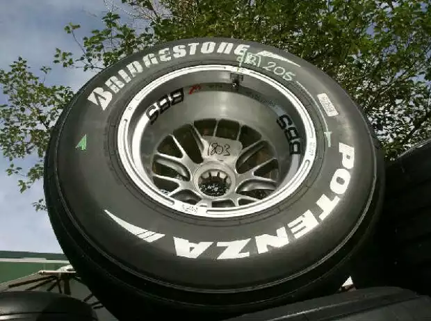 Bridgestone-Reifen Titel-Bild zur News: Bridgestone-Reifen