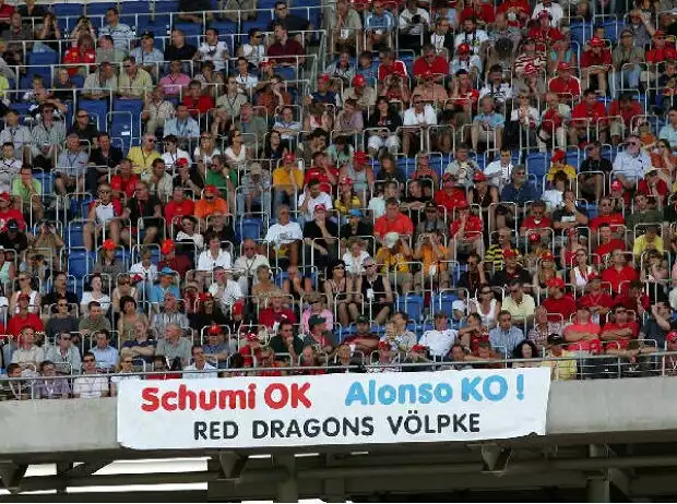 Fans Titel-Bild zur News: Fans