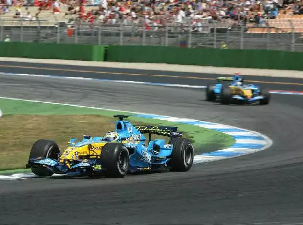 Giancarlo Fisichella vor Fernando Alonso Titel-Bild zur News: Giancarlo Fisichella vor Fernando Alonso