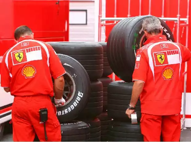 Bridgestone-Reifen Titel-Bild zur News: Bridgestone-Reifen