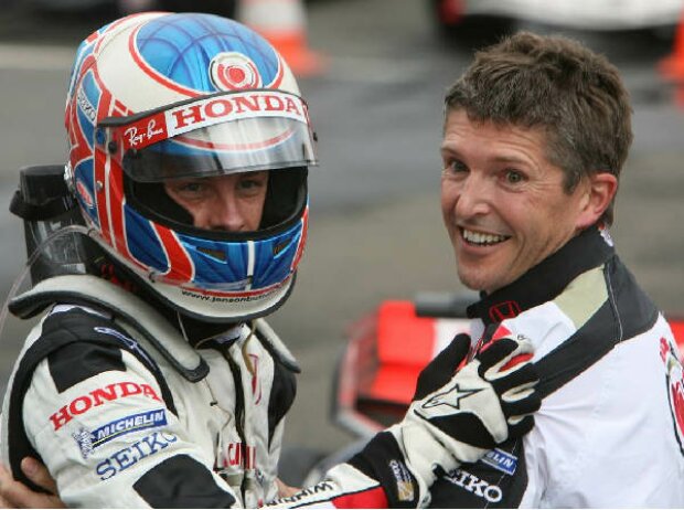 Titel-Bild zur News: Jenson Button und Nick Fry
