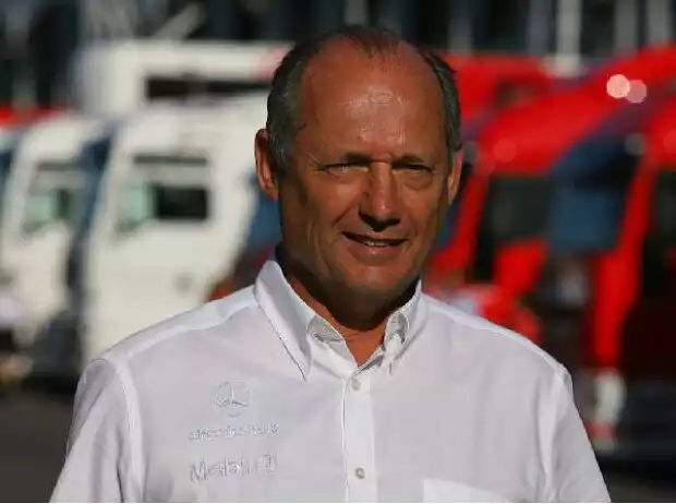 Ron Dennis Titel-Bild zur News: Ron Dennis