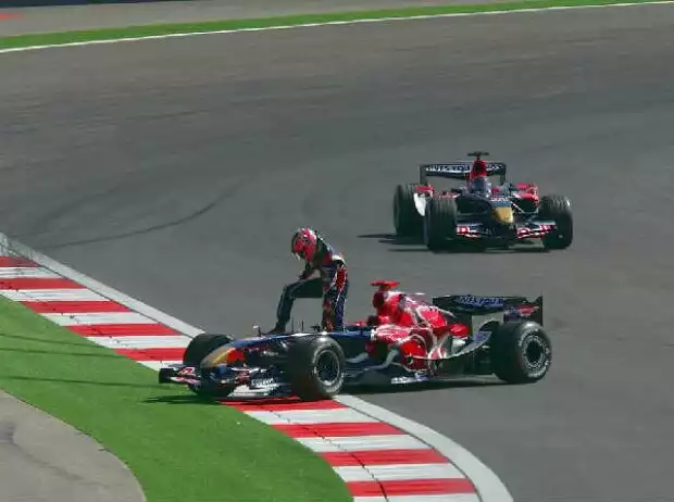 Vitantonio Liuzzi und Scott Speed Titel-Bild zur News: Vitantonio Liuzzi und Scott Speed