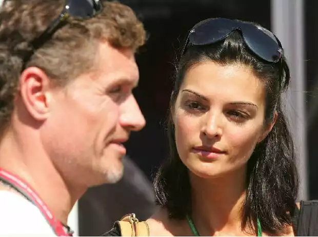 David Coulthard mit Karen Minier Titel-Bild zur News: David Coulthard mit Karen Minier