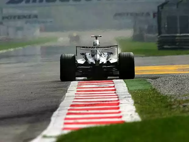 Mark Webber Titel-Bild zur News: Mark Webber