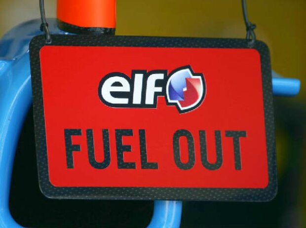 Fuel out! Fuel out!