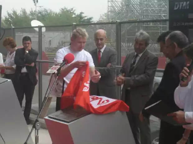 Mika Häkkinen Titel-Bild zur News: Mika Häkkinen