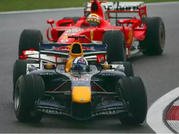 David Coulthard vor Felipe Massa Titel-Bild zur News: David Coulthard vor Felipe Massa
