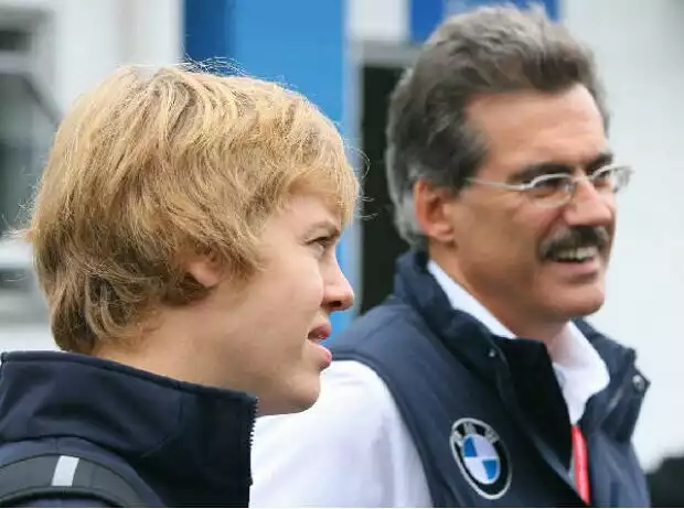 Sebastian Vettel mit Mario Theissen Titel-Bild zur News: Sebastian Vettel mit Mario Theissen