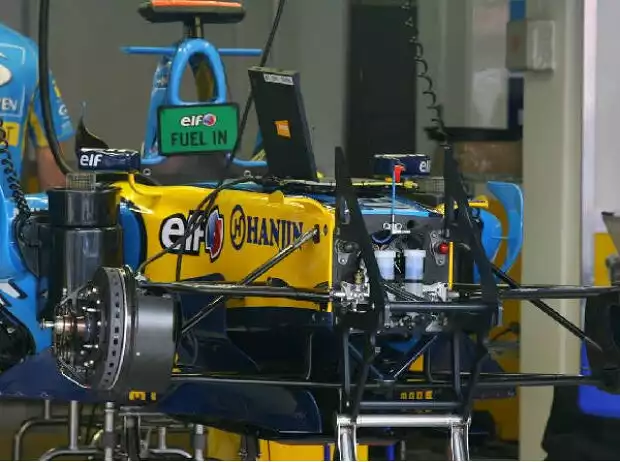 Renault R26 Titel-Bild zur News: Renault R26