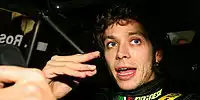 Bild zum Inhalt: Motorrad-Star Rossi wieder auf vier Rädern