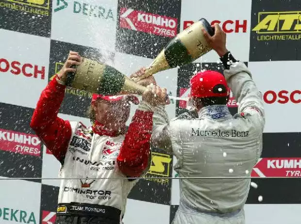 Nico Rosberg und Lewis Hamilton Titel-Bild zur News: Nico Rosberg und Lewis Hamilton