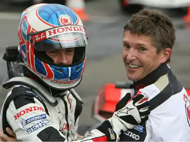 Jenson Button und Nick Fry Titel-Bild zur News: Jenson Button und Nick Fry