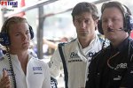 Nico Rosberg, Mark Webber und Sam Michael (Technischer Geburtstag) (Williams-Cosworth)