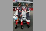 Adrian Sutil (Testfahrer) (MF1 Racing), Tiago Monteiro (MF1 Racing)