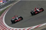 Adrian Sutil (Testfahrer) (MF1 Racing), Juan-Pablo Montoya (McLaren-Mercedes)