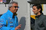 Flavio Briatore (Teamchef) (Renault), Pedro de la Rosa (Testfahrer) (McLaren-Mercedes)