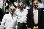 Bernie Ecclestone (Formel-1-Chef), Ron Dennis (Teamchef) (McLaren-Mercedes) und Spaniens König Juan Carlos