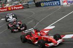 Felipe Massa (Ferrari), Jacques Villeneuve (BMW Sauber F1 Team), Vitantonio Liuzzi (Scuderia Toro Rosso)