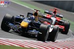 David Coulthard (Red Bull Racing), Tiago Monteiro (MF1 Racing)
