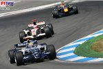 Mark Webber (Williams-Cosworth), Rubens Barrichello (Honda Racing F1 Team)