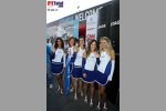 Girls bei einer Promotion-Veranstaltung eines BMW Sauber F1 Team Sponsors