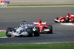 Michael Schumacher (Ferrari), Robert Kubica (Testfahrer) (BMW Sauber F1 Team)
