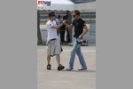 Robert Doornbos (Testfahrer) (Red Bull Racing), Scott Speed (Scuderia Toro Rosso)