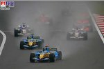 Fernando Alonso (Renault), Giancarlo Fisichella (Renault), Rubens Barrichello (Honda Racing F1 Team)