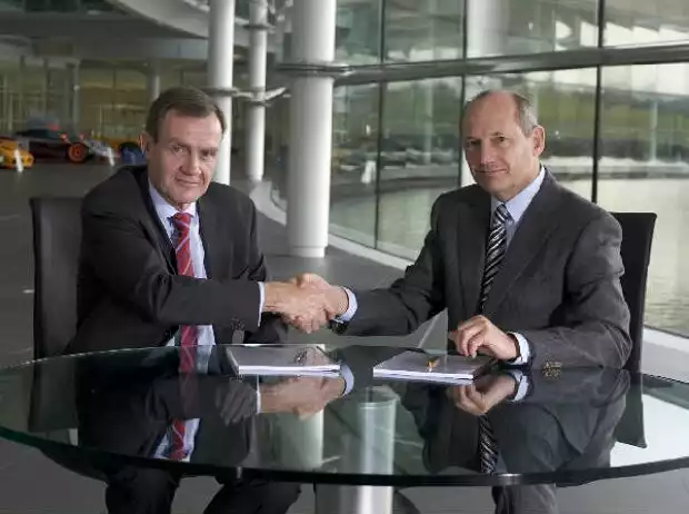 Peter Bamford und Ron Dennis Titel-Bild zur News: Peter Bamford und Ron Dennis