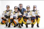 Flavio Briatore (Teamchef) mit Heikki Kovalainen, Nelson Piquet Jr., Ricardo Zonta und Giancarlo Fisichella (Renault) 