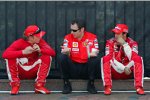 Ferrari-Truppe: Kimi Räikkönen, Stefano Domenicali (Sportlicher Leiter) und Felipe Massa