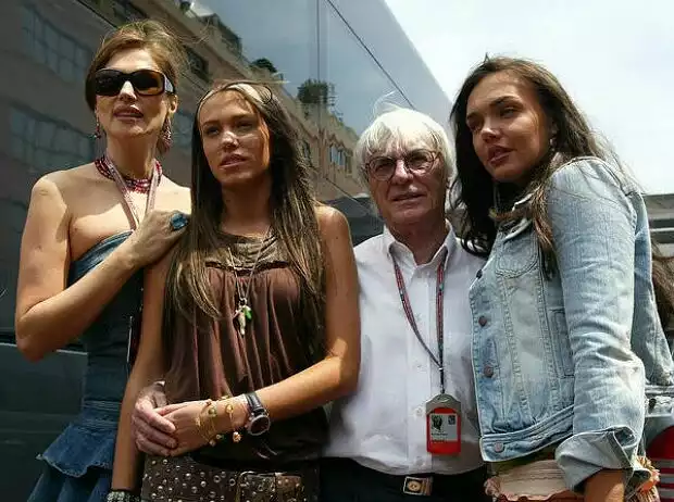Bernie Ecclestone mit Familie Titel-Bild zur News: Bernie Ecclestone mit Familie