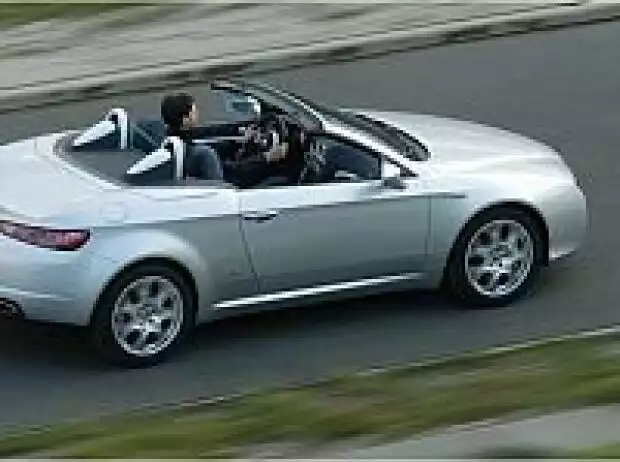 Alfa Spider Titel-Bild zur News: Alfa Spider