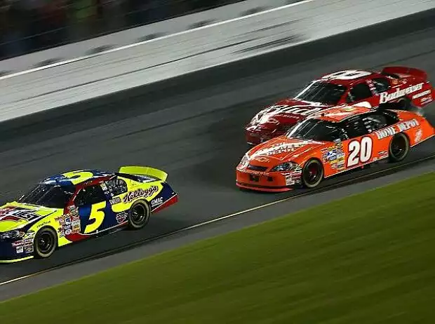 Kurt Busch Tony Stewart Dale Earnhardt Jun. Titel-Bild zur News: Kurt Busch Tony Stewart Dale Earnhardt Jun.