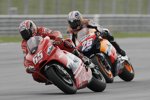 Loris Capirossi (Ducati) vor Daniel Pedrosa (Honda)
