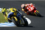 Valentino Rossi (Yamaha) vor Marco Melandri (Fortuna Honda)