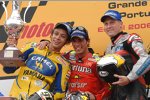 Podium mit  Valentino Rossi, Antonio Elias und Kenny Roberts