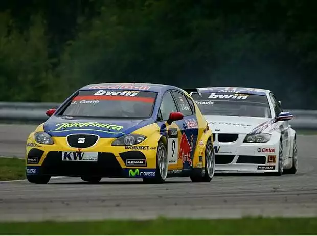 Jordi Gené vor Andy Priaulx Titel-Bild zur News: Jordi Gené vor Andy Priaulx