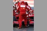 Felipe Massa (Ferrari) übt einen Boxenstopp