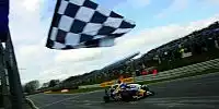 Bild zum Inhalt: Carlin verpflichtet Webb und Surtees