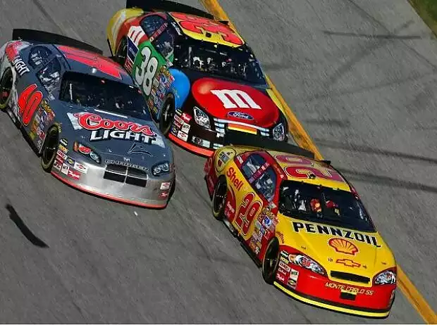 Daytona Kevin Harvick Titel-Bild zur News: Daytona Kevin Harvick