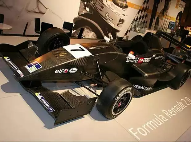 Formel Renault Titel-Bild zur News: Formel Renault