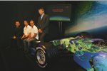 Jenson Button Rubens Barrichello Nick Fry (Teamchef) (Honda F1 Team) 