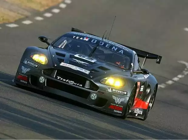 Aston Martin Team Modena Titel-Bild zur News: Aston Martin Team Modena