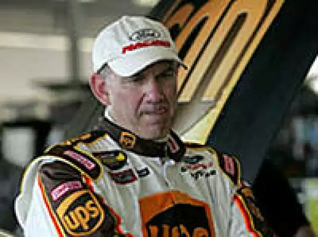 Dale Jarrett Titel-Bild zur News: Dale Jarrett