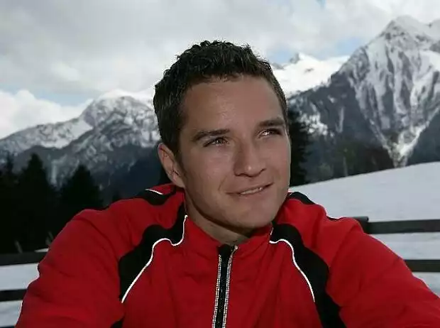 Titel-Bild zur News: Timo Scheider