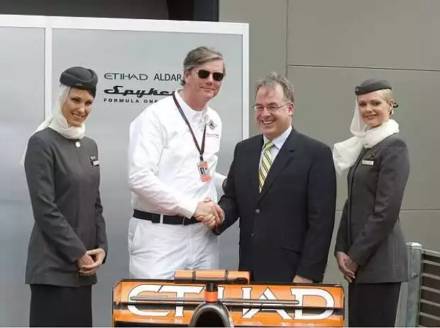 Bekanntgabe des Etihad-Aldar-Deals Titel-Bild zur News: Bekanntgabe des Etihad-Aldar-Deals